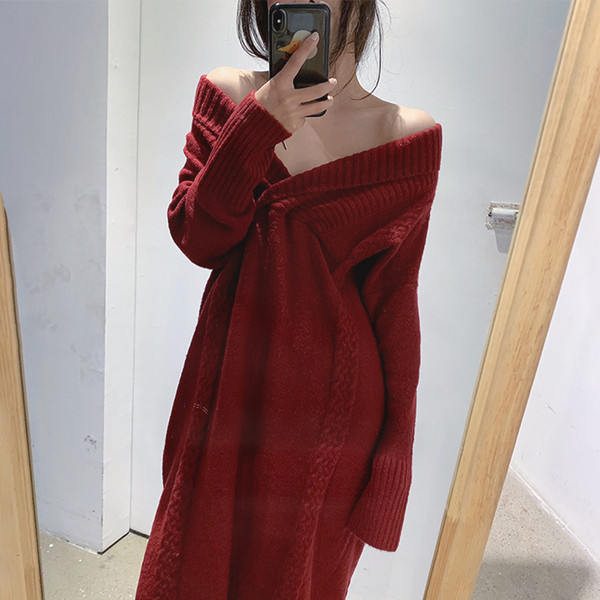 Дамска зимна рокля с V-образно деколте в  два цвята 