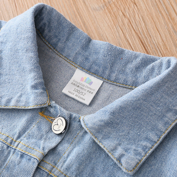 Ежедневно детско дънково яке за момчета с апликация в син цвят