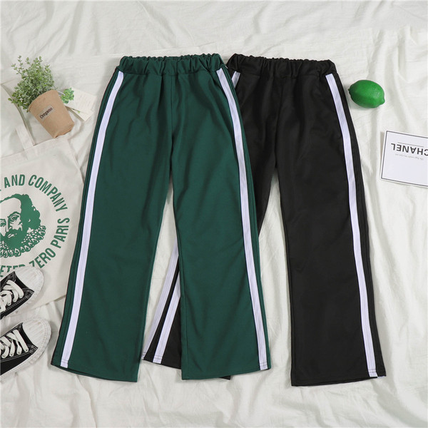 Спортно-ежедневен дамски комплект от две части в черен и зелен цвят