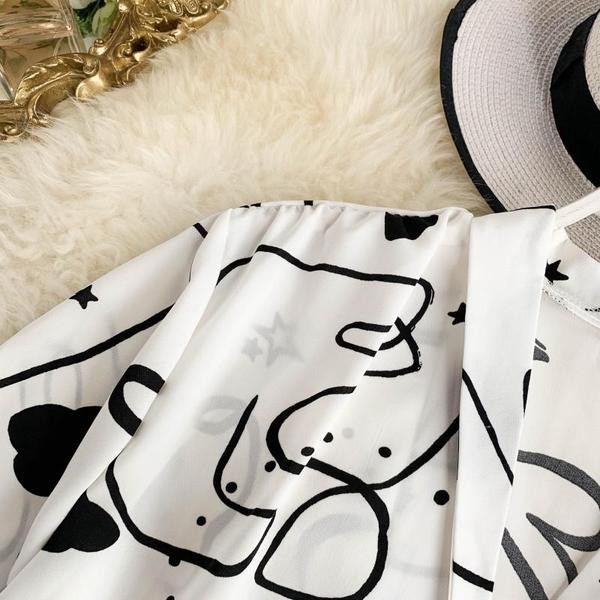 Модерна дамска риза с дълъг ръкав и копчета в бял и черен цвят