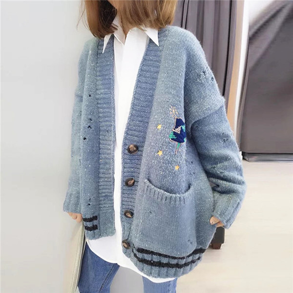 Дамска зимна жилетка с бродерия в три цвята 