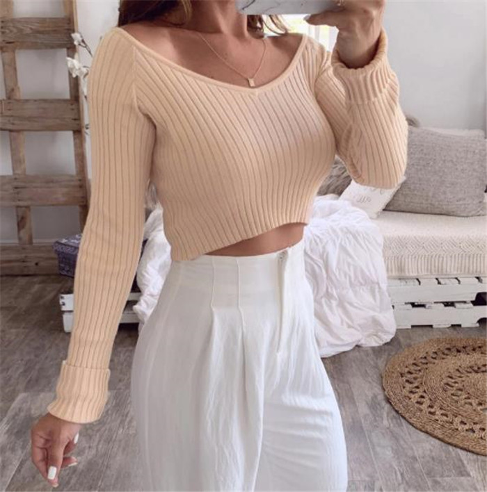Pulover scurt de dama modern cu maneci lungi de culoare bej