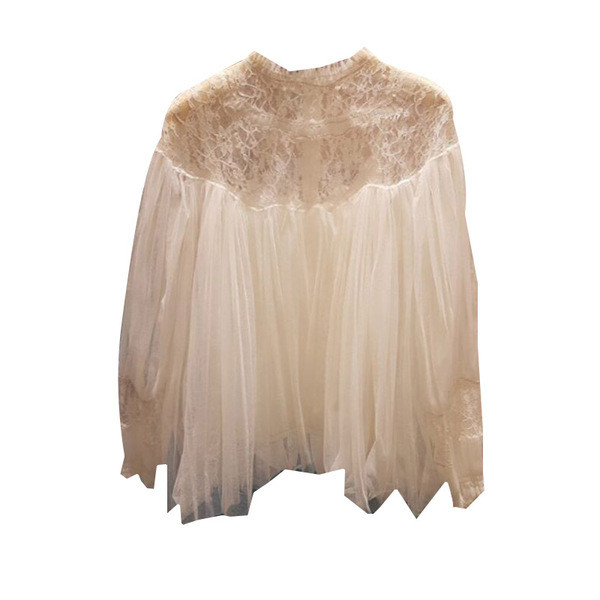 Modern női blúz fehér csipkével