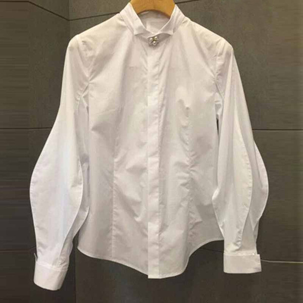 Стилна дамска риза  класически модел в бял цвят 