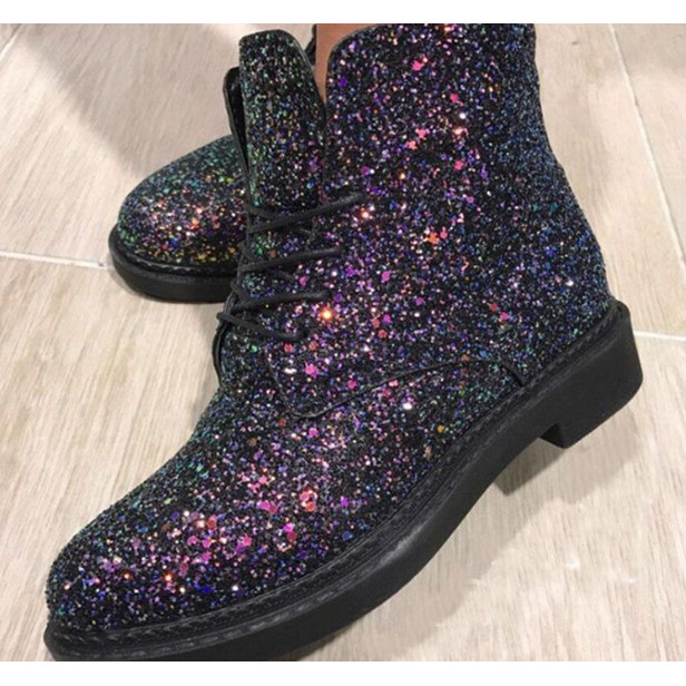 Női csizma ÚJ modell fűzős három színben