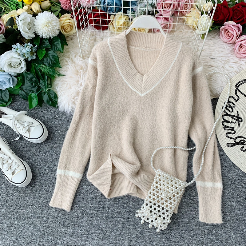 Női téli pulóver spitz nyakkivágással több színben