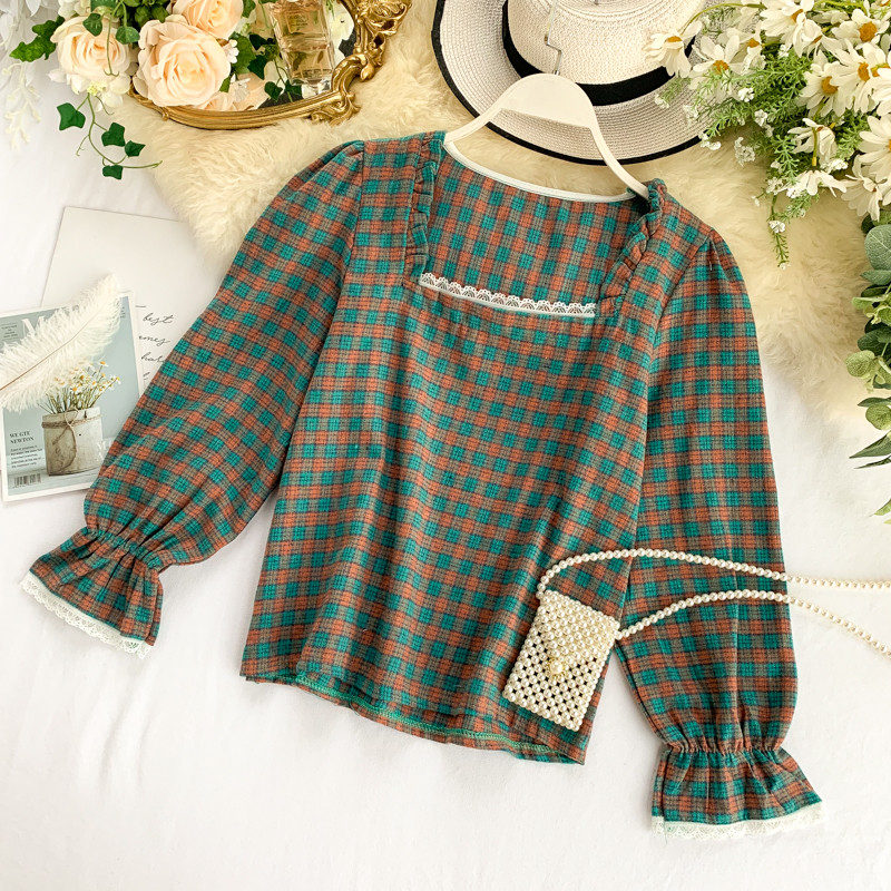 Alkalmi női kockás ing csipkével több színben