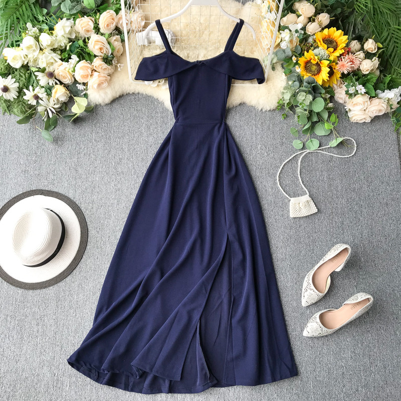 Stílusos női ruha pántokkal, három színben