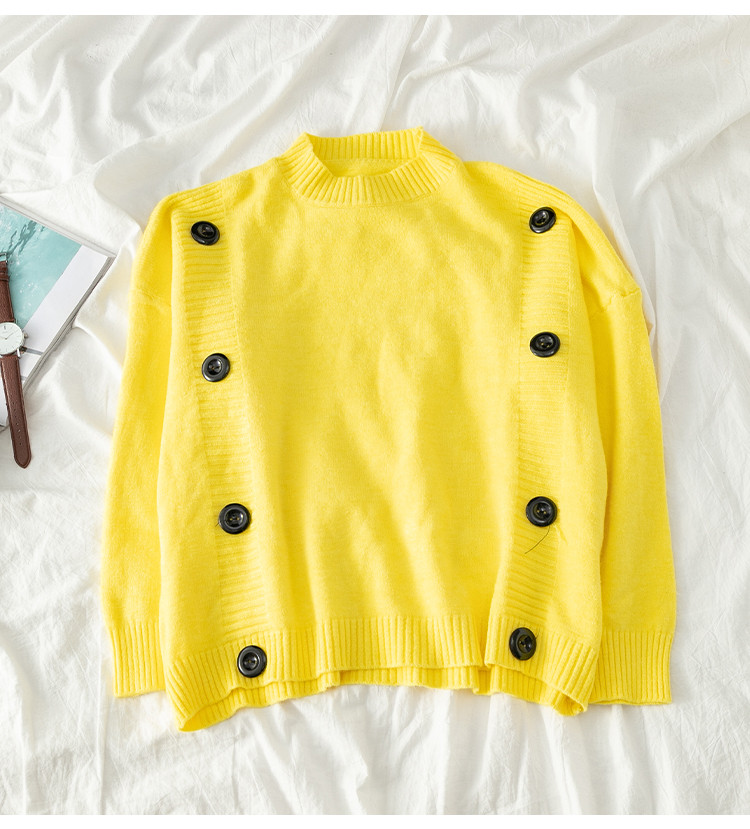 Modern női pulóver négy színben, gombokkal