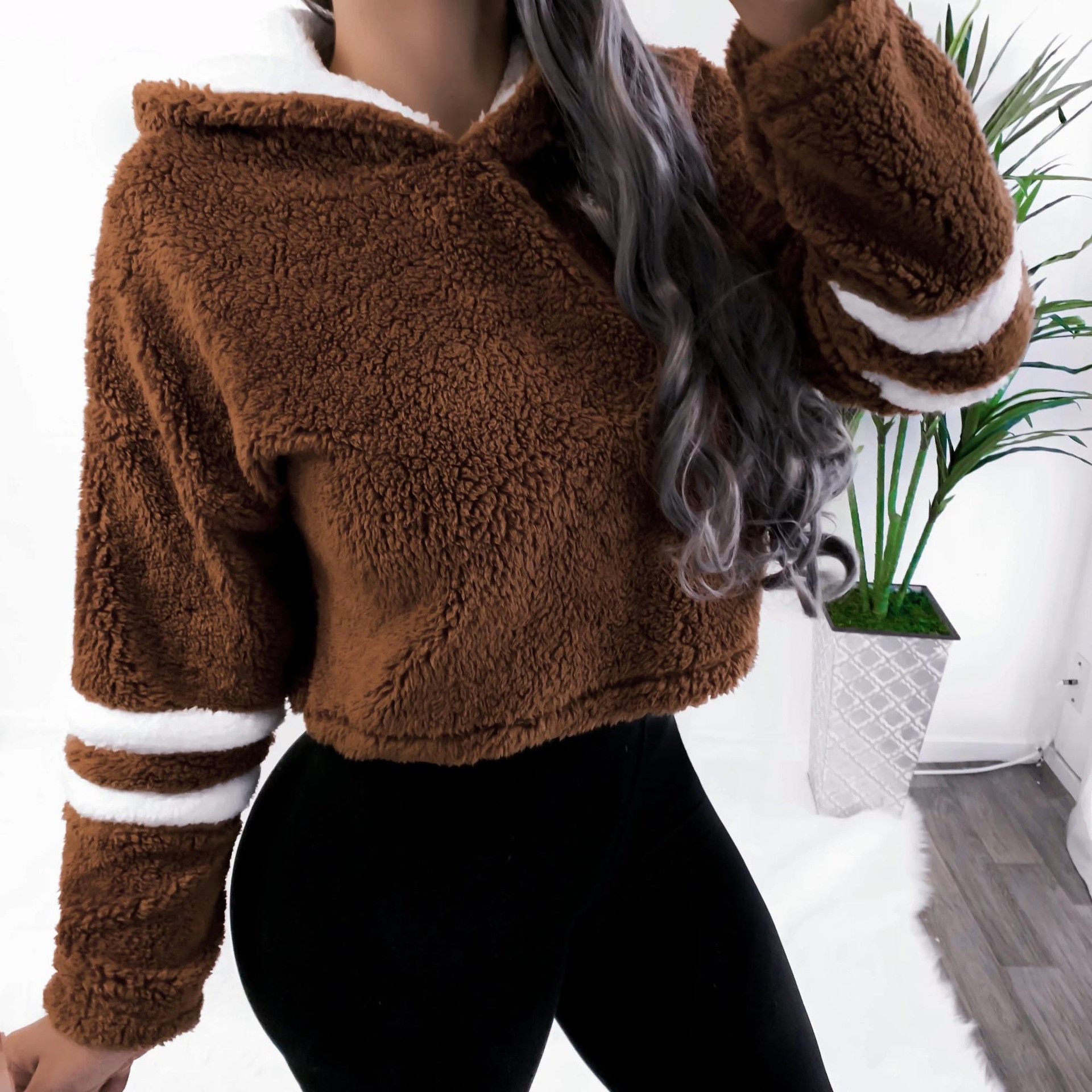 Καθημερινό γυναικεί φούτερ με μακρύ μανίκι και κουκούλα σε τέσσερα χρώματα