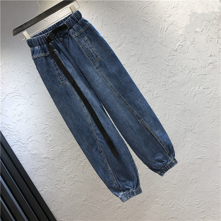 Μοντέρνα  γυναικεία  τζιν  με ψηλή μέσης   σε μπλε και μαύρο χρώμα