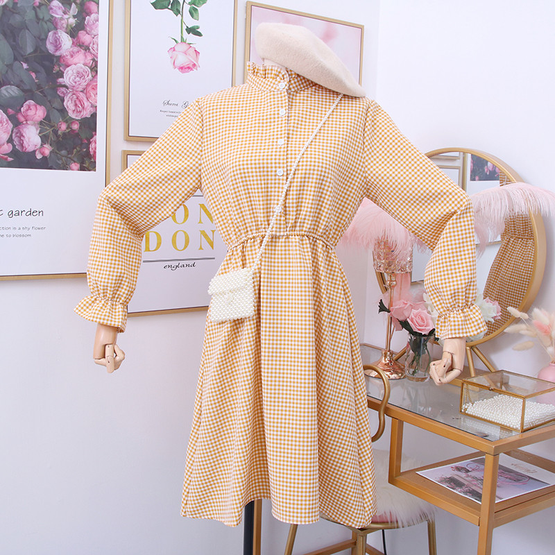 Új modell női kockás ruha polo gallérral és gombokkal több színben