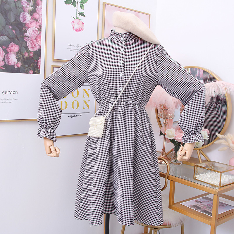 Új modell női kockás ruha polo gallérral és gombokkal több színben