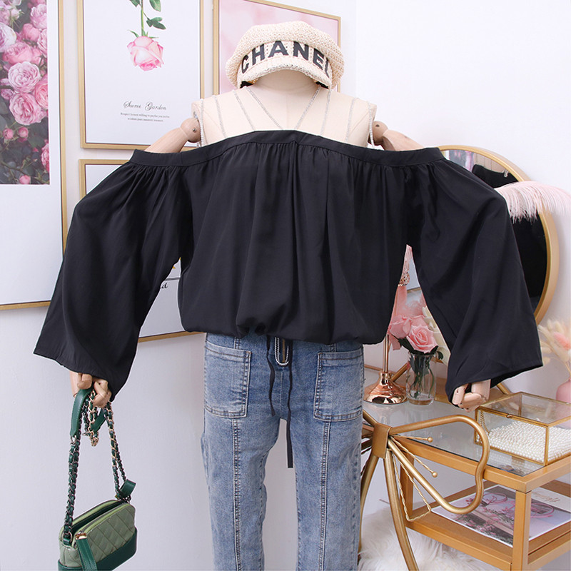 Bluza de dama model nou cu umerii goi si paiete in alb si negru
