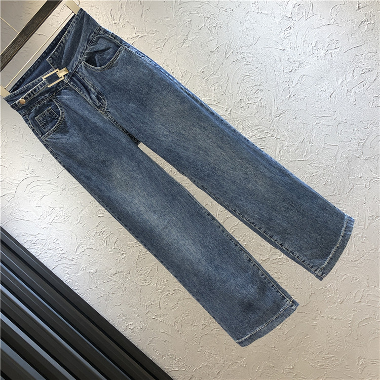 Model nou de blugi de dama cu decor metalic si talie inalta