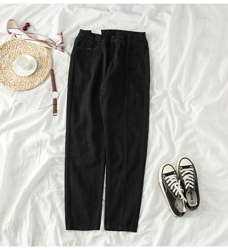 Aktuális zsebes női farmer - kék és fekete színben