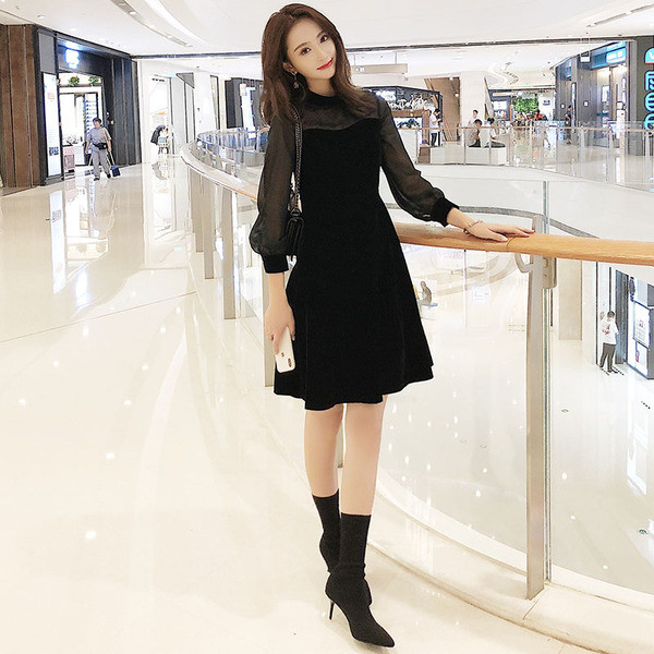 Rochie de dama model nou cu maneci lungi - culoare neagra