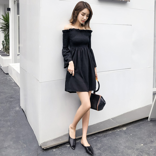 Rochie de dama model decupata cu umerii goi in negru