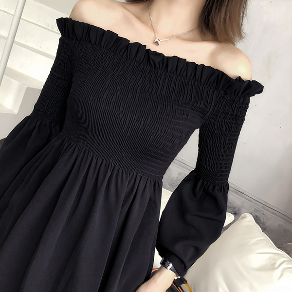 Rochie de dama model decupata cu umerii goi in negru