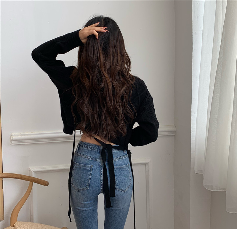 Modern rövid női pulóver nyakkendővel, két színben