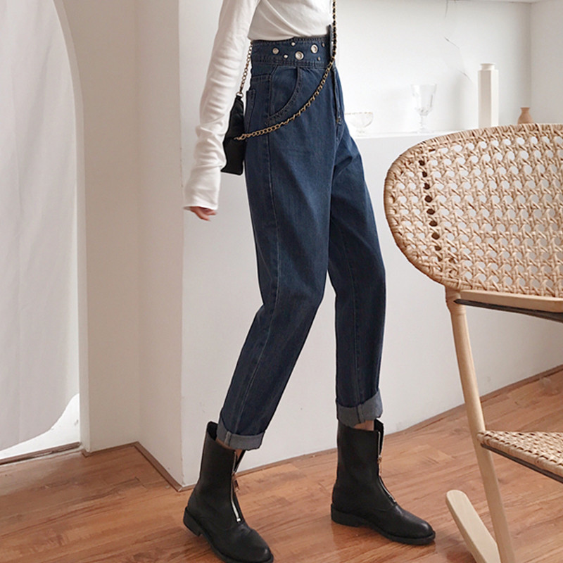 Aktuális női farmer két színben, magas derékkal