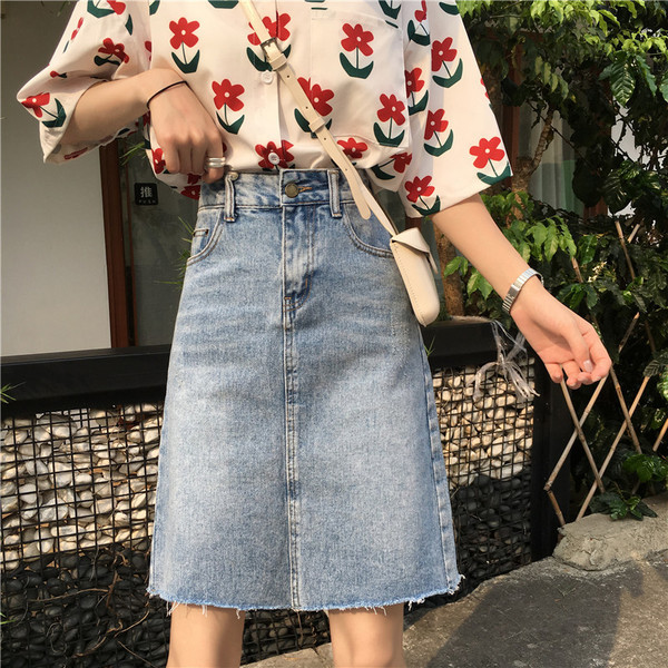 Női modern farmerszoknya - egyenes modell két színben