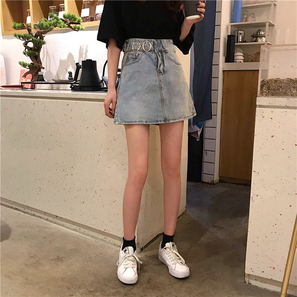 Női lezser farmerszoknya kék színben, fém elemmel