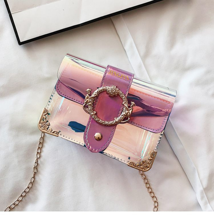 Geanta de dama eleganta cu decor metalic si lant