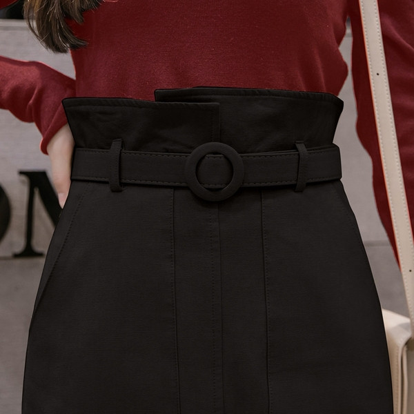 Fusta de dama actuala - model drept in doua culori