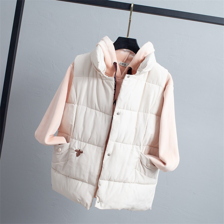 Vesta sport dama cu buzunare si broderie in mai multe culori