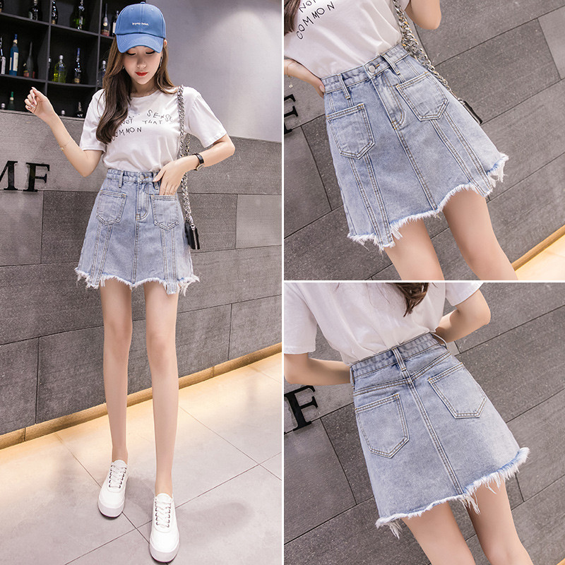 Fusta de dama moderna de culoare albastru deschis cu talie inalta