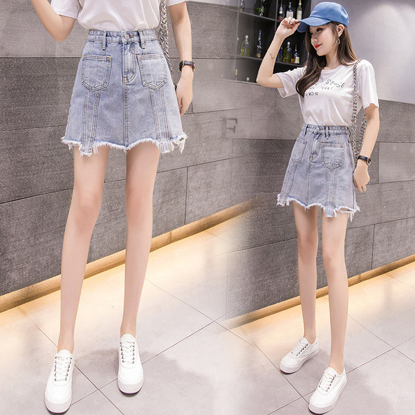 Fusta de dama moderna de culoare albastru deschis cu talie inalta