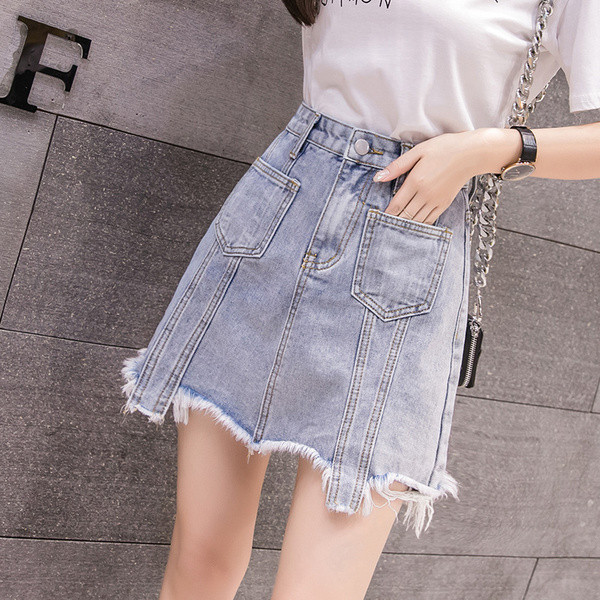 Fusta de dama moderna de culoare albastru deschis cu talie inalta