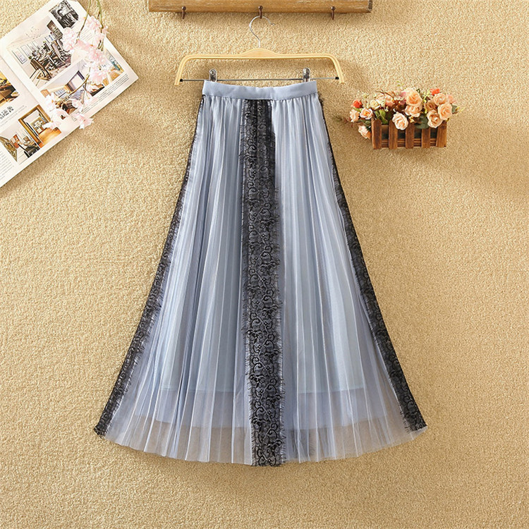 Fusta de dama moderna in mai multe culori cu dantela