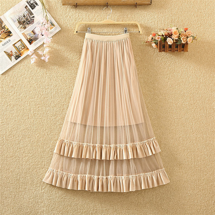 Model elegant de fustă de damă croiată în patru culori