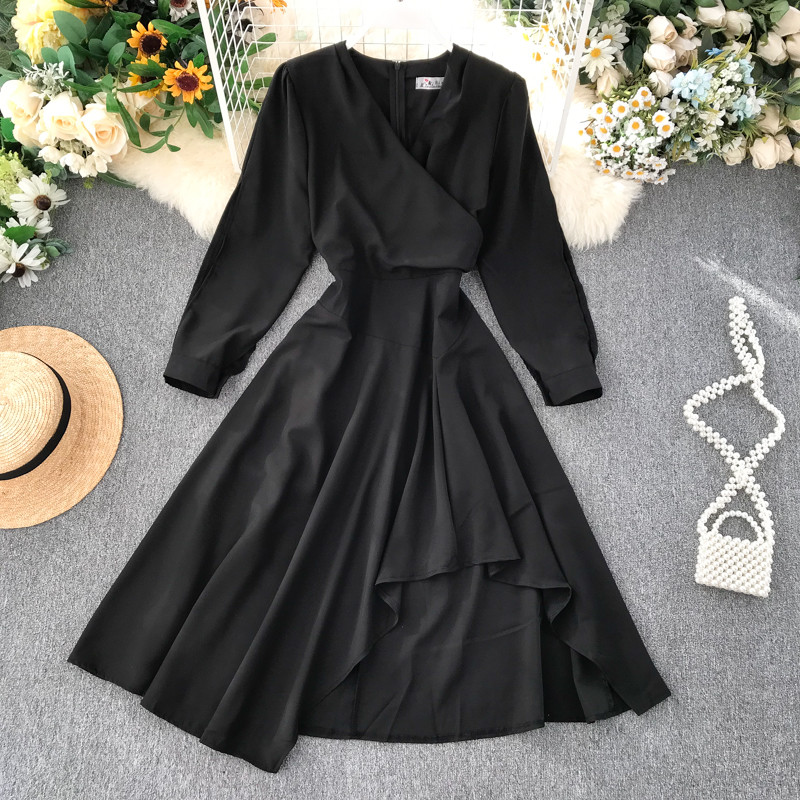 Rochie casual de dama cu maneci lungi in patru culori si decolteu adanc