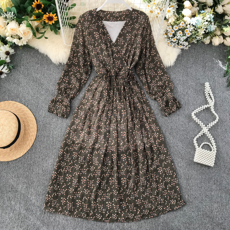 Rochie casual de dama cu maneci lungi si decolteu in V