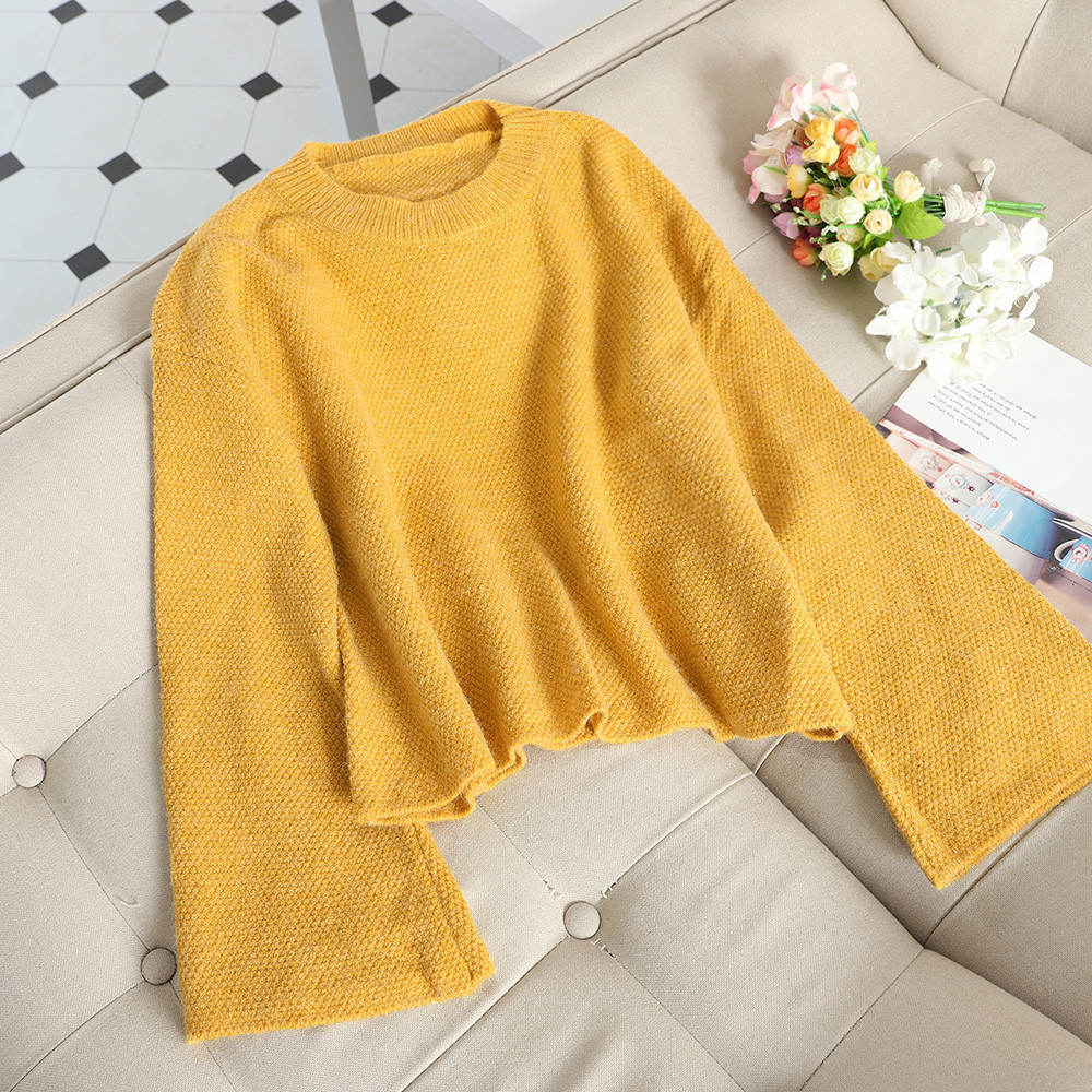 Κομψό μοντέλο γυναικείο πουλόβερ με φαρδιά μανίκια σε διάφορα χρώματα