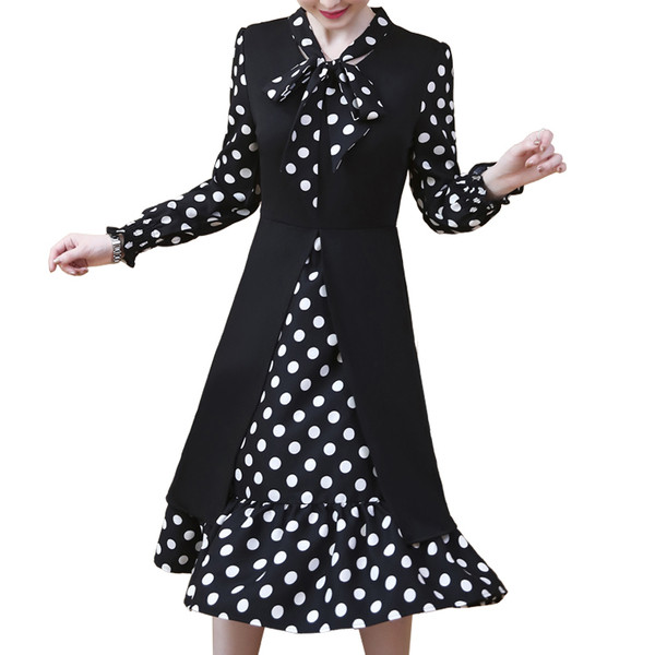 Rochie scurtă de damă elegantă cu mâneci lungi de culoare neagră