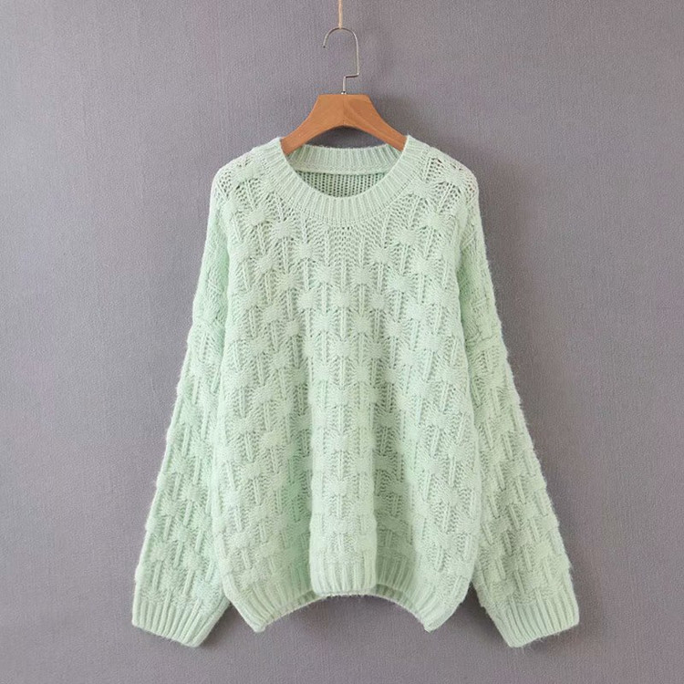 Γυναικείο πουλόβερ με ωοειδές λαιμόκομμα σε πολλά χρώματα