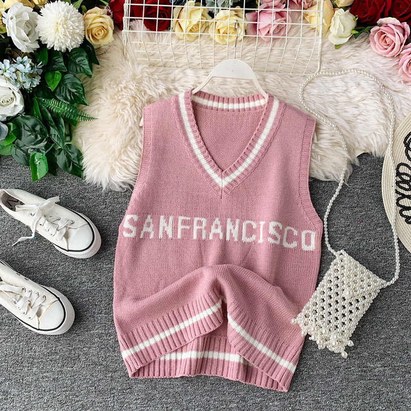 Top de damă tricotat cu inscripție în mai multe culori