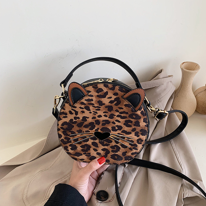 Geanta de dama cu element 3D si model animal in patru culori