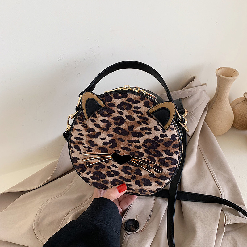 Geanta de dama cu element 3D si model animal in patru culori