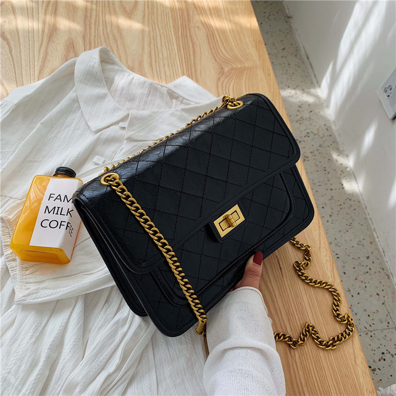 Γυναικεία τσάντα από έκο δέρμα σε τέσσερα χρώματα