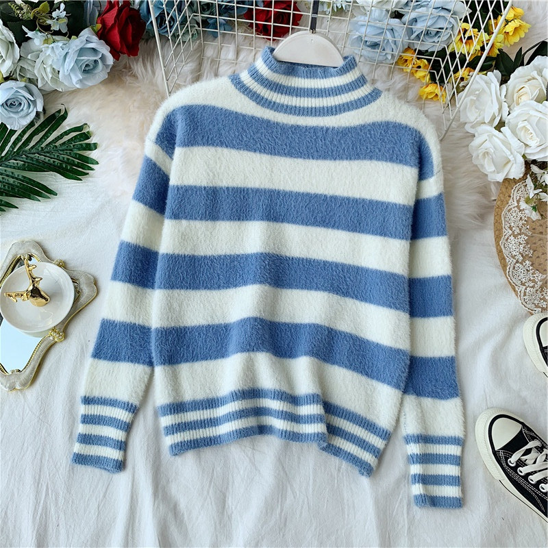 Pulover de dama in dungi cu guler inalt in patru culori