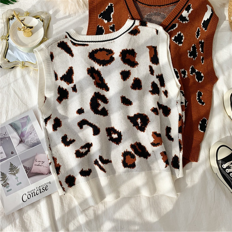 Top de damă tricotat cu model leopard în alb și maro