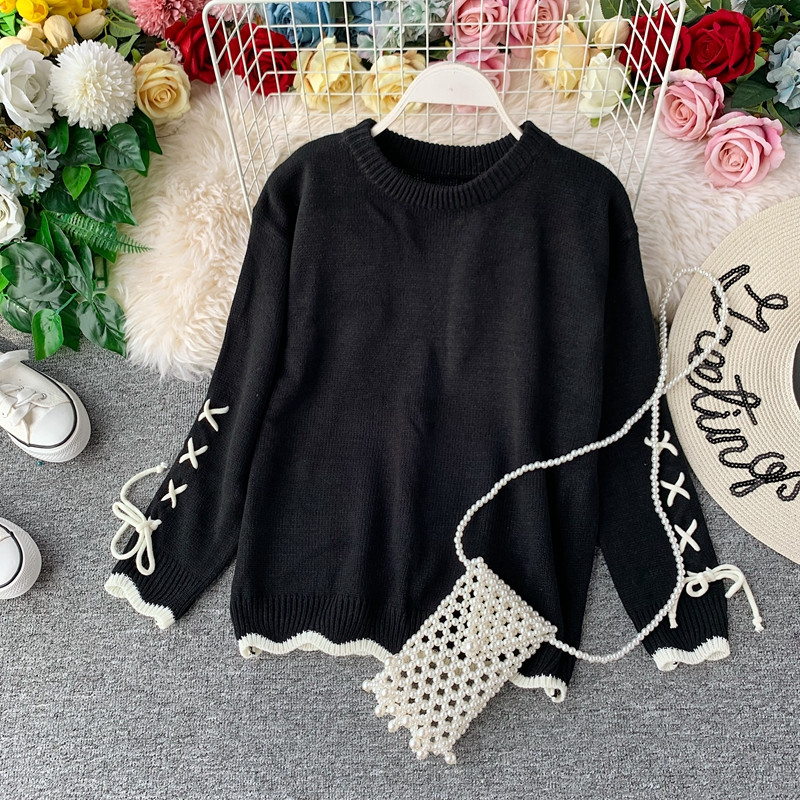 Modern női pulóver, ujján megkötős, többféle színben