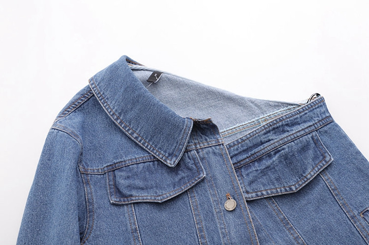 Jachetă de damă din denim albastru cu o mânecă