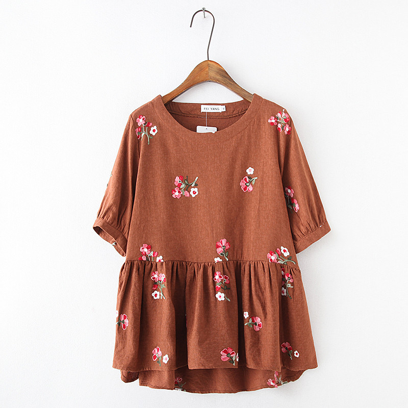 Bluza de dama cu broderie colorata in mai multe culori diferite