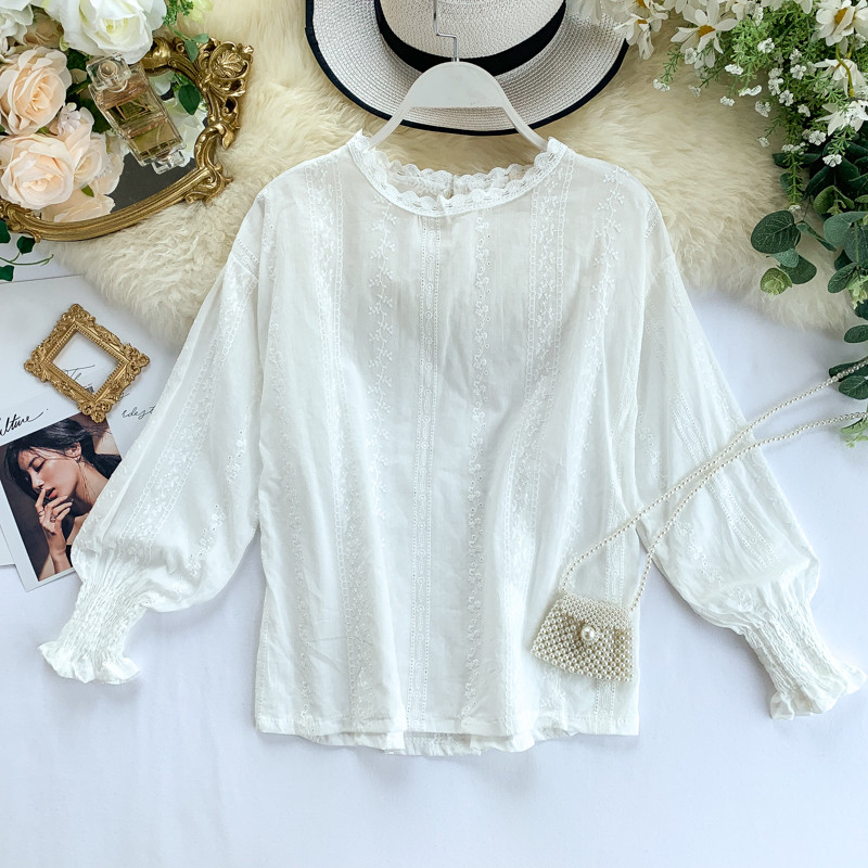 Lezser női blúz hosszú ujjal, fehér színben